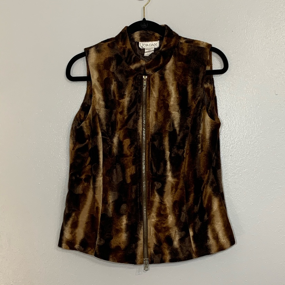 Jordan Faux Fur Animal Print Vest